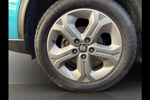 Suzuki Vitara 1.6 Business Edition "Lage Kilometers " | Climate Controle | Camera | Navigatie | Cruise C. | Trekhaak | L.M.Velg |