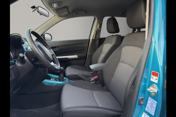 Suzuki Vitara 1.6 Business Edition "Lage Kilometers " | Climate Controle | Camera | Navigatie | Cruise C. | Trekhaak | L.M.Velg |