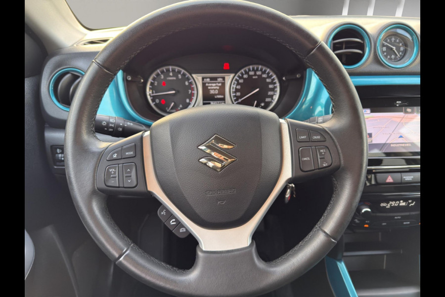 Suzuki Vitara 1.6 Business Edition "Lage Kilometers " | Climate Controle | Camera | Navigatie | Cruise C. | Trekhaak | L.M.Velg |