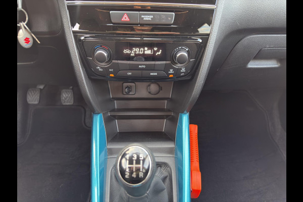 Suzuki Vitara 1.6 Business Edition "Lage Kilometers " | Climate Controle | Camera | Navigatie | Cruise C. | Trekhaak | L.M.Velg |