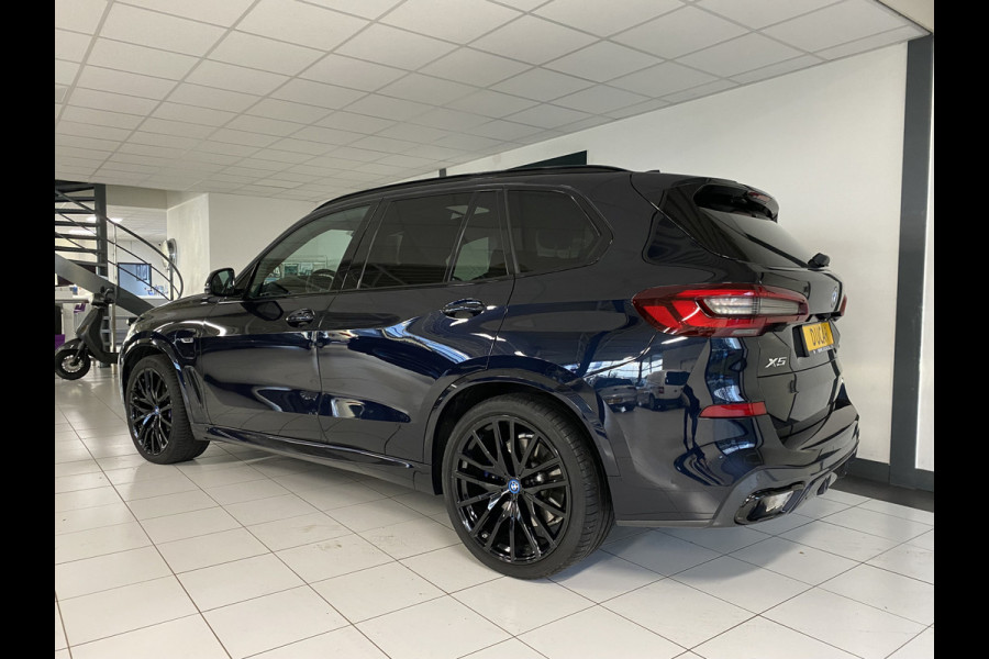 BMW X5 xDrive45e High Executive M-sport Panoramadak /  Trekhaak / Laser light/ Hud / Shadow-line