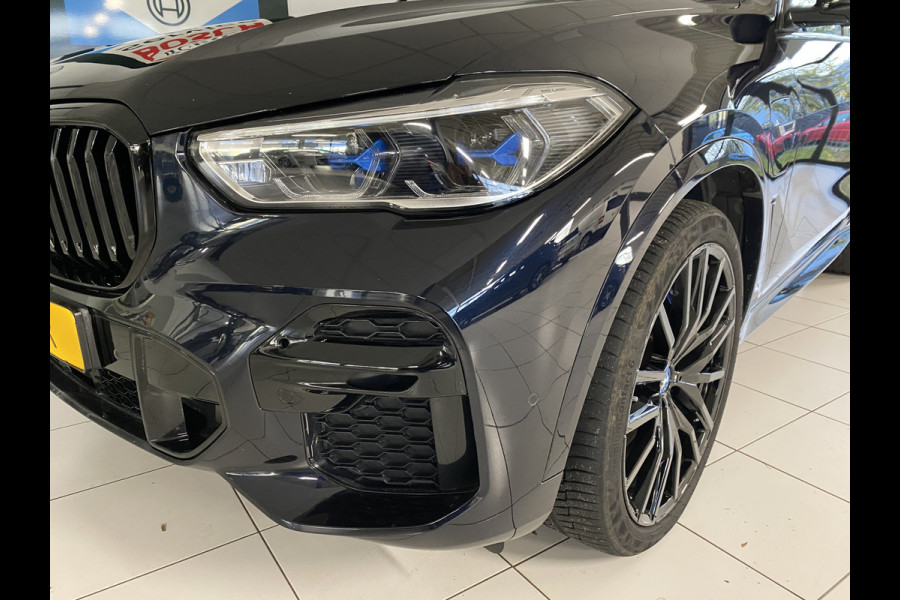 BMW X5 xDrive45e High Executive M-sport Panoramadak /  Trekhaak / Laser light/ Hud / Shadow-line