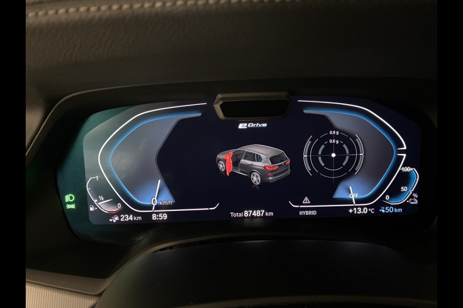 BMW X5 xDrive45e High Executive M-sport Panoramadak /  Trekhaak / Laser light/ Hud / Shadow-line