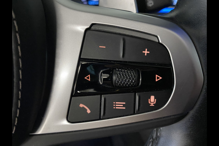 BMW X5 xDrive45e High Executive M-sport Panoramadak /  Trekhaak / Laser light/ Hud / Shadow-line