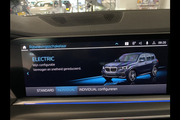 BMW X5 xDrive45e High Executive M-sport Panoramadak /  Trekhaak / Laser light/ Hud / Shadow-line