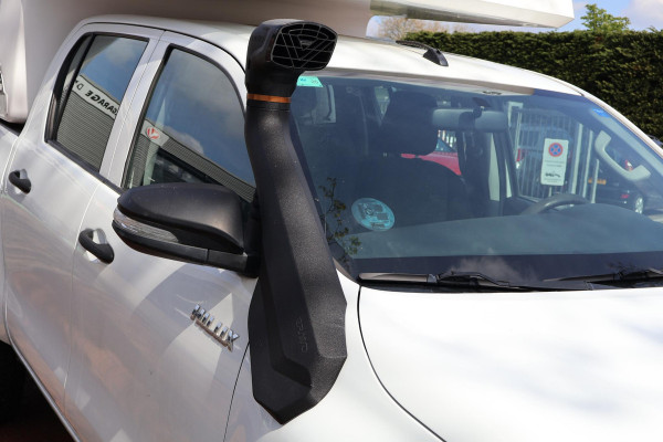 Toyota Hilux Camper 2.4 D-4D Dubbele Cabine Cool Comfort (ex.BTW) UNIEK IN NL