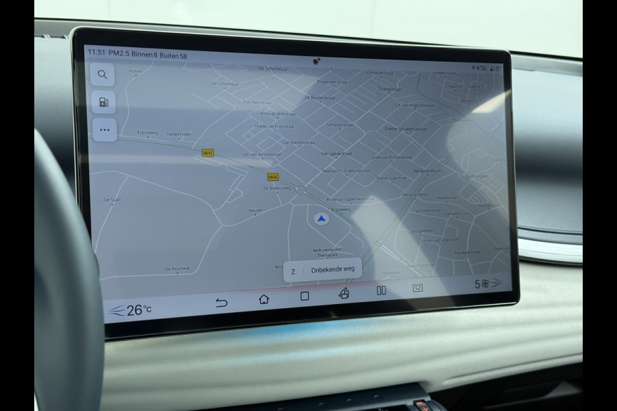 BYD ATTO 3 Comfort 60kWh Pano-dak Leer+Elektr.Verst. Warmtepomp Adaptieve Cruise 360°Camera Apple Carplay Android Auto Elektr.Achterklep De Verkeersbord detectie WiFi DAB Led Rijstrooksensor Keyless Smartphone Entry S.O.H. 96% Fabrieksgarantie tot 20-12-2028/150.000km Garantie op de LFP Accu tot 12-12-2030/200.000km €44.000,- Nieuw!