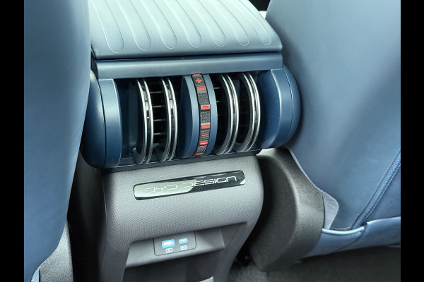 BYD ATTO 3 Comfort 60kWh Pano-dak Leer+Elektr.Verst. Warmtepomp Adaptieve Cruise 360°Camera Apple Carplay Android Auto Elektr.Achterklep De Verkeersbord detectie WiFi DAB Led Rijstrooksensor Keyless Smartphone Entry S.O.H. 96% Fabrieksgarantie tot 20-12-2028/150.000km Garantie op de LFP Accu tot 12-12-2030/200.000km €44.000,- Nieuw!