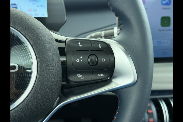 BYD ATTO 3 Comfort 60kWh Pano-dak Leer+Elektr.Verst. Warmtepomp Adaptieve Cruise 360°Camera Apple Carplay Android Auto Elektr.Achterklep De Verkeersbord detectie WiFi DAB Led Rijstrooksensor Keyless Smartphone Entry S.O.H. 96% Fabrieksgarantie tot 20-12-2028/150.000km Garantie op de LFP Accu tot 12-12-2030/200.000km €44.000,- Nieuw!