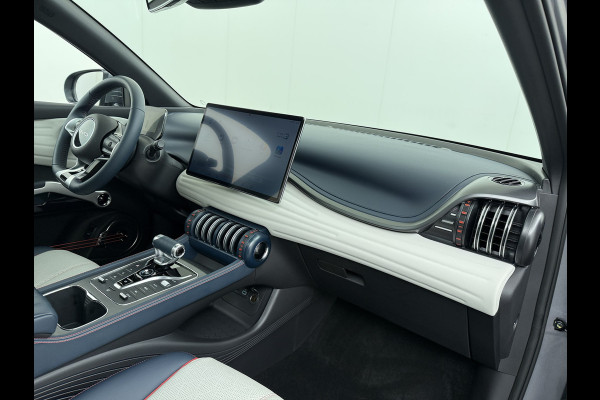 BYD ATTO 3 Comfort 60kWh Pano-dak Leer+Elektr.Verst. Warmtepomp Adaptieve Cruise 360°Camera Apple Carplay Android Auto Elektr.Achterklep De Verkeersbord detectie WiFi DAB Led Rijstrooksensor Keyless Smartphone Entry S.O.H. 96% Fabrieksgarantie tot 20-12-2028/150.000km Garantie op de LFP Accu tot 12-12-2030/200.000km €44.000,- Nieuw!