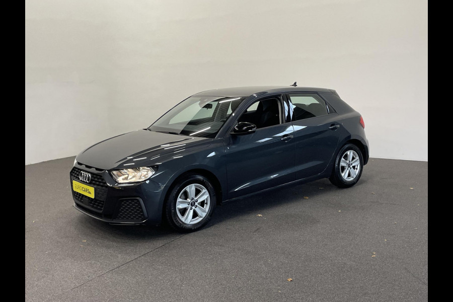 Audi A1 Sportback 1.0 TFSI Sportback AUT NAV Navigatie Apple Carplay/Android Auto Parkeersensoren Cruise Control Climate Control Lichtmetalen velgen