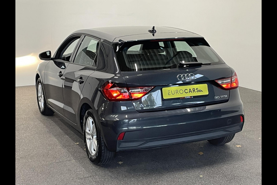 Audi A1 Sportback 1.0 TFSI Sportback AUT NAV Navigatie Apple Carplay/Android Auto Parkeersensoren Cruise Control Climate Control Lichtmetalen velgen