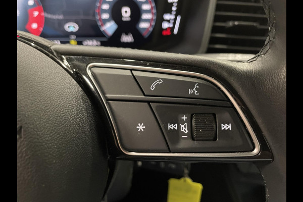 Audi A1 Sportback 1.0 TFSI Sportback AUT NAV Navigatie Apple Carplay/Android Auto Parkeersensoren Cruise Control Climate Control Lichtmetalen velgen