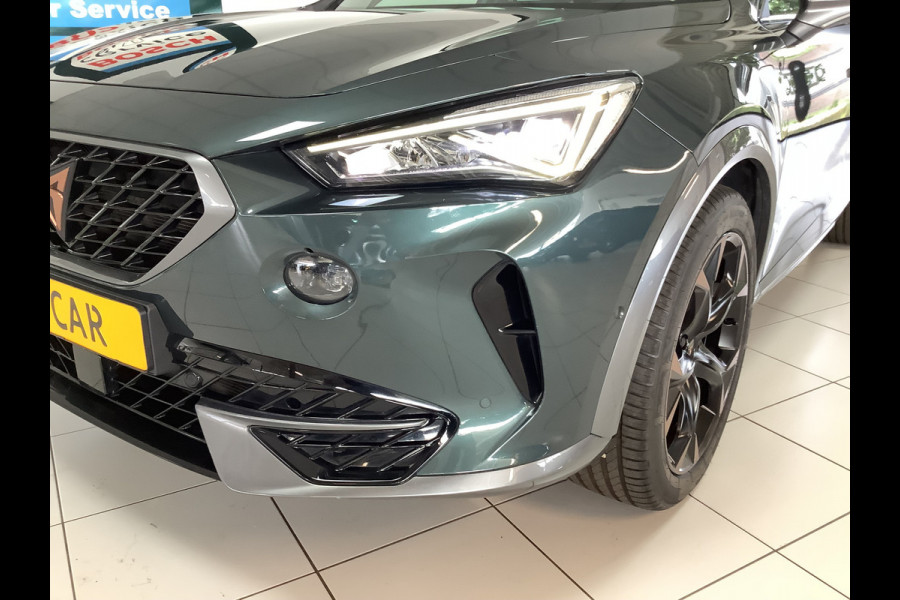 CUPRA Formentor 1.4 e-Hybrid VZ Performance 245 PK Panodak, Camera