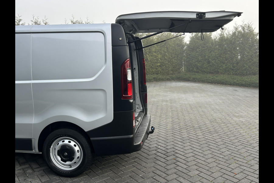 Opel Vivaro 1.6 CDTI 126 PK / L1H1 / 1e EIG. / TREKHAAK / ACHTERKLEP / AIRCO / CRUISE / NAVI / CAMERA / BLUETOOTH