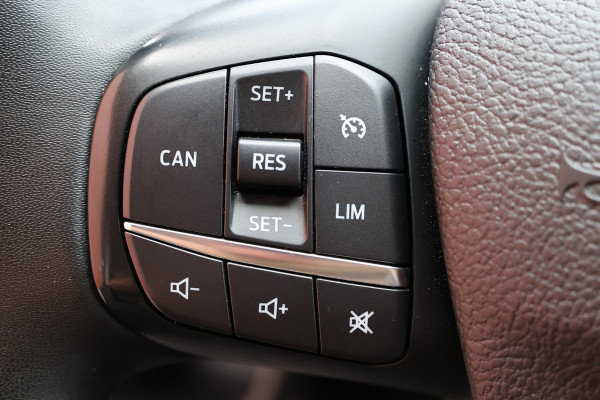 Ford Transit Custom 310 2.0 TDCI Sport DC 170 PK | Navigatie | Camera | CarPlay | Blind Spot | Alarm Klasse 3 | Rijstrooksensor | Trekhaak | L+R Schuifdeur | Maxton spoilerkit | Dubbel cabine | NAP Logisch | NL Auto | Nieuwe APK