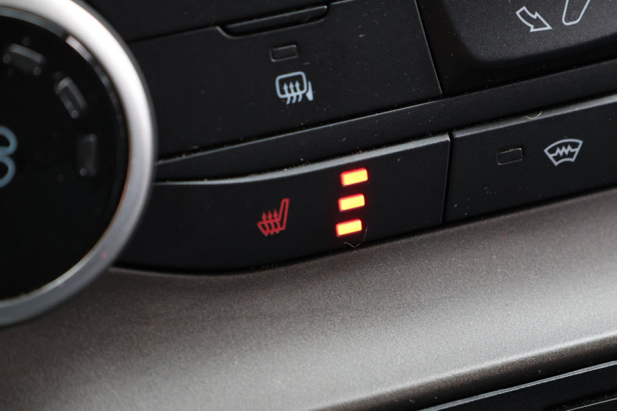 Ford Transit Custom 310 2.0 TDCI Sport DC 170 PK | Navigatie | Camera | CarPlay | Blind Spot | Alarm Klasse 3 | Rijstrooksensor | Trekhaak | L+R Schuifdeur | Maxton spoilerkit | Dubbel cabine | NAP Logisch | NL Auto | Nieuwe APK