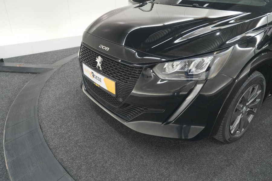 Peugeot e-208 EV Allure 50 kWh | 3 Fase Laadfunctie | Parkeersensoren | Apple Carplay