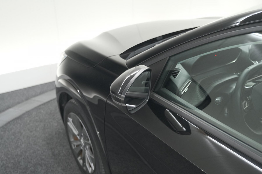 Peugeot e-208 EV Allure 50 kWh | 3 Fase Laadfunctie | Parkeersensoren | Apple Carplay