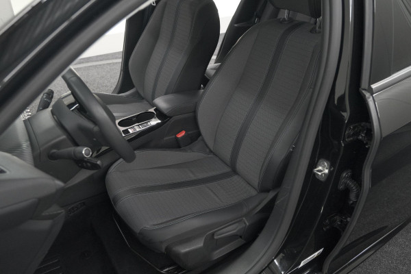 Peugeot e-208 EV Allure 50 kWh | 3 Fase Laadfunctie | Parkeersensoren | Apple Carplay