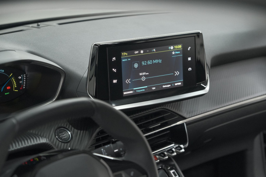 Peugeot e-208 EV Allure 50 kWh | 3 Fase Laadfunctie | Parkeersensoren | Apple Carplay