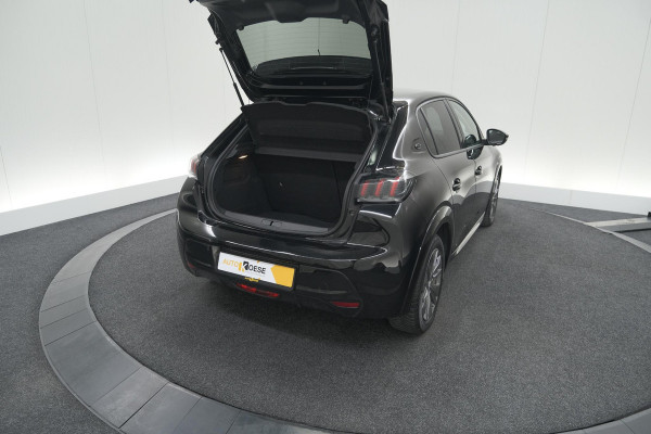 Peugeot e-208 EV Allure 50 kWh | 3 Fase Laadfunctie | Parkeersensoren | Apple Carplay