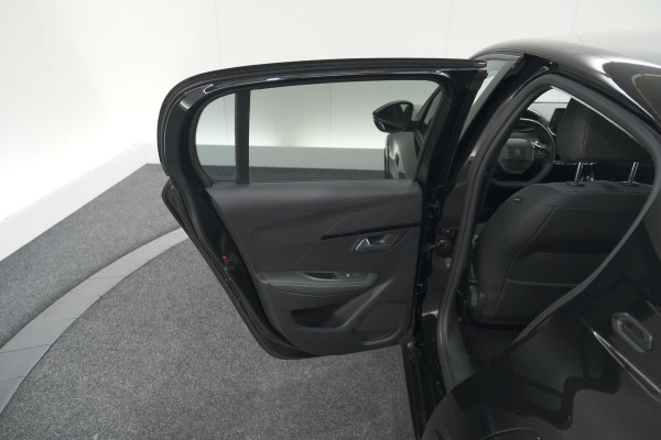 Peugeot e-208 EV Allure 50 kWh | 3 Fase Laadfunctie | Parkeersensoren | Apple Carplay
