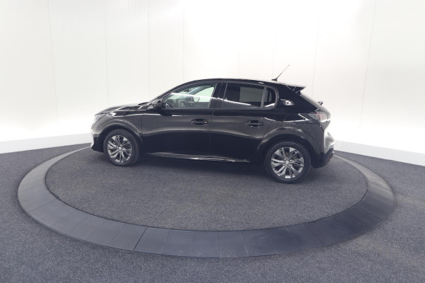 Peugeot e-208 EV Allure 50 kWh | 3 Fase Laadfunctie | Parkeersensoren | Apple Carplay