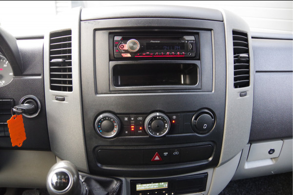 Mercedes-Benz Sprinter 519 3.0 V6 KIPPER 3 ZIJDIG, OPEN LAADBAK, 3.5T TREKHAAK, DUBBELLUCHT, AIRCO, CRUISE, MF STUURWIEL, PICK-UP ,PICKUP