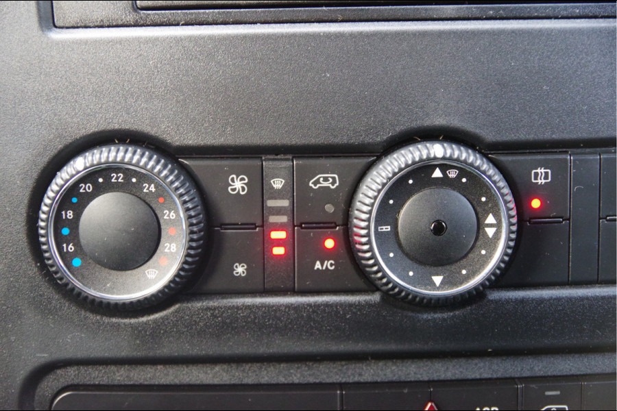 Mercedes-Benz Sprinter 519 3.0 V6 KIPPER 3 ZIJDIG, OPEN LAADBAK, 3.5T TREKHAAK, DUBBELLUCHT, AIRCO, CRUISE, MF STUURWIEL, PICK-UP ,PICKUP