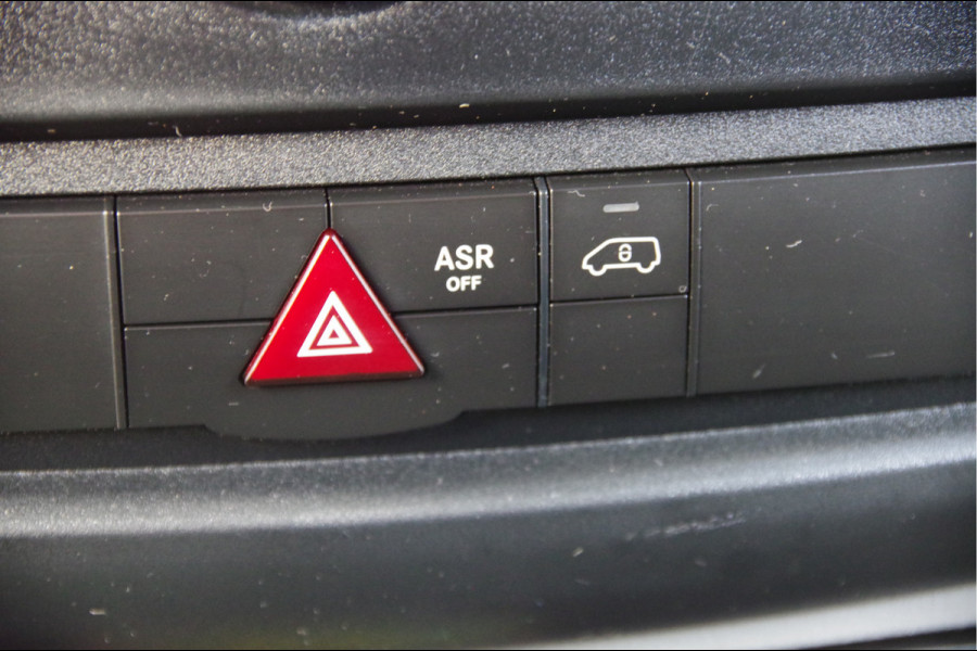 Mercedes-Benz Sprinter 519 3.0 V6 KIPPER 3 ZIJDIG, OPEN LAADBAK, 3.5T TREKHAAK, DUBBELLUCHT, AIRCO, CRUISE, MF STUURWIEL, PICK-UP ,PICKUP