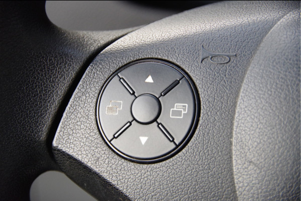 Mercedes-Benz Sprinter 519 3.0 V6 KIPPER 3 ZIJDIG, OPEN LAADBAK, 3.5T TREKHAAK, DUBBELLUCHT, AIRCO, CRUISE, MF STUURWIEL, PICK-UP ,PICKUP