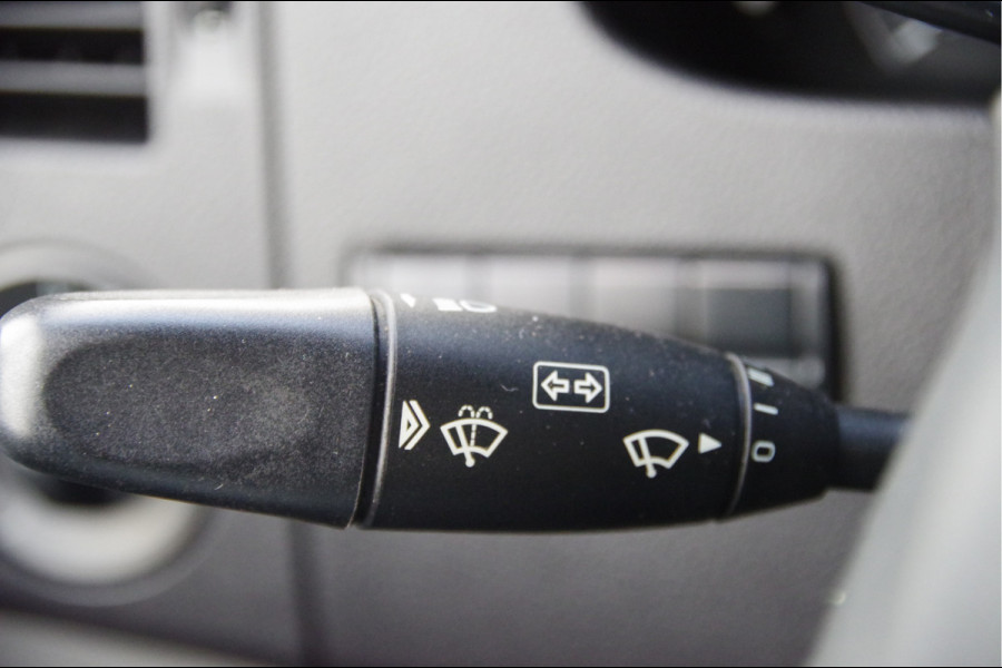 Mercedes-Benz Sprinter 519 3.0 V6 KIPPER 3 ZIJDIG, OPEN LAADBAK, 3.5T TREKHAAK, DUBBELLUCHT, AIRCO, CRUISE, MF STUURWIEL, PICK-UP ,PICKUP