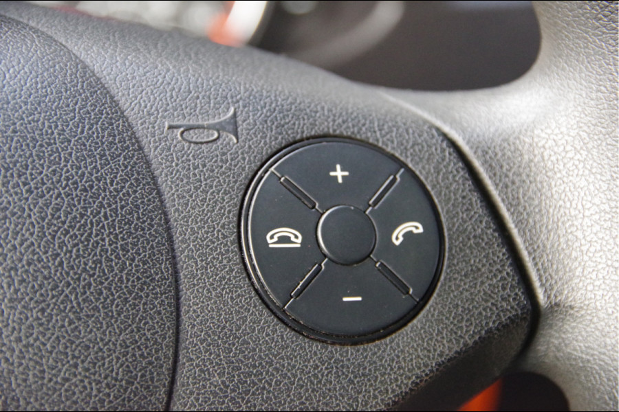 Mercedes-Benz Sprinter 519 3.0 V6 KIPPER 3 ZIJDIG, OPEN LAADBAK, 3.5T TREKHAAK, DUBBELLUCHT, AIRCO, CRUISE, MF STUURWIEL, PICK-UP ,PICKUP