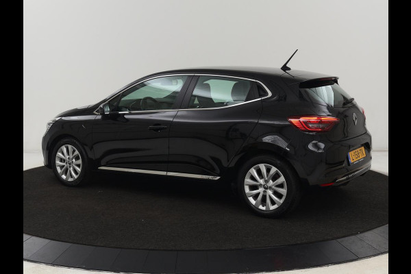 Renault Clio 1.6 E-Tech Hybrid 140 Intens | Stoelverwarming | Camera | Carplay | Stuurverwarming | Half leder | Full LED | Navigatie | Climate control | Cruise control | Parkeerhulp