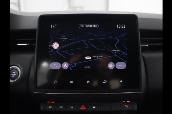 Renault Clio 1.6 E-Tech Hybrid 140 Intens | Stoelverwarming | Camera | Carplay | Stuurverwarming | Half leder | Full LED | Navigatie | Climate control | Cruise control | Parkeerhulp