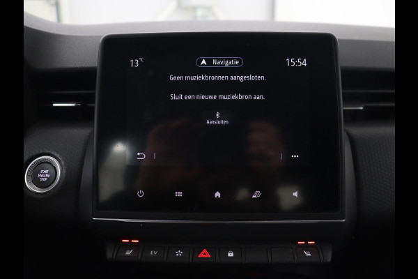 Renault Clio 1.6 E-Tech Hybrid 140 Intens | Stoelverwarming | Camera | Carplay | Stuurverwarming | Half leder | Full LED | Navigatie | Climate control | Cruise control | Parkeerhulp