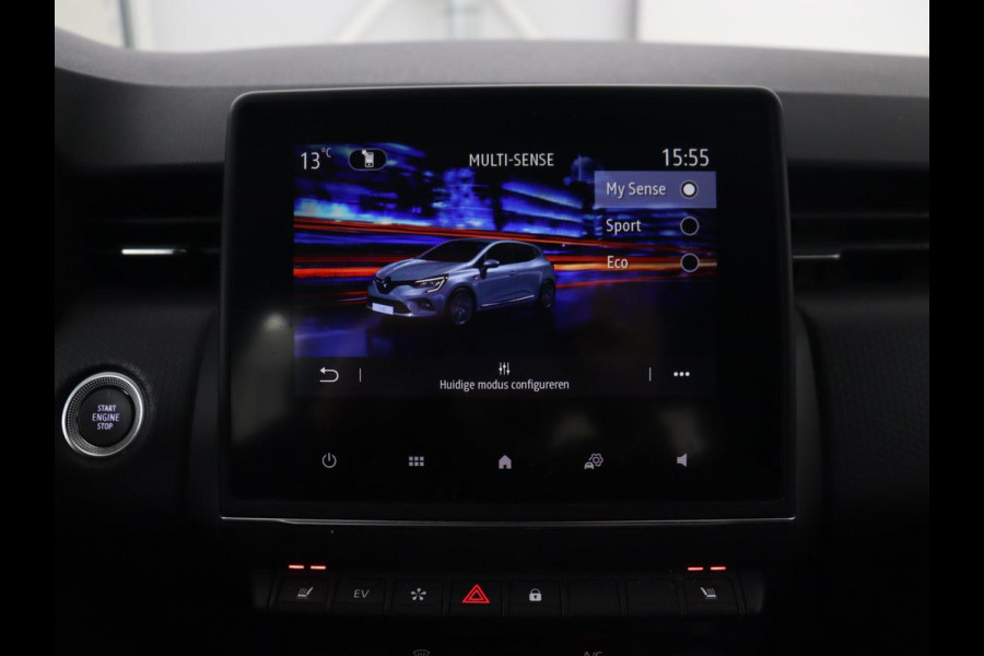 Renault Clio 1.6 E-Tech Hybrid 140 Intens | Stoelverwarming | Camera | Carplay | Stuurverwarming | Half leder | Full LED | Navigatie | Climate control | Cruise control | Parkeerhulp