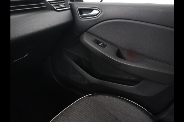 Renault Clio 1.6 E-Tech Hybrid 140 Intens | Stoelverwarming | Camera | Carplay | Stuurverwarming | Half leder | Full LED | Navigatie | Climate control | Cruise control | Parkeerhulp