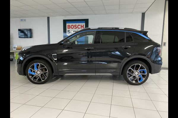 Lynk & Co 01 1.5 Panoramadak / Apple carplay android / 360 Camera / gelaagd glas