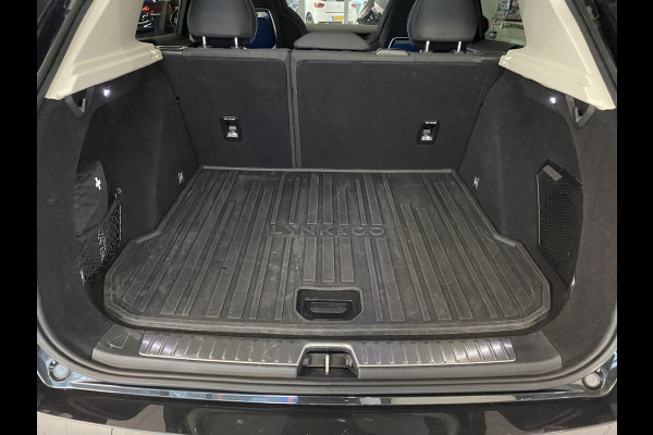 Lynk & Co 01 1.5 Panoramadak / Apple carplay android / 360 Camera / gelaagd glas