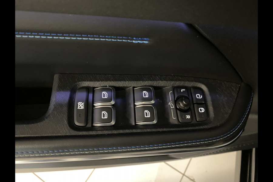 Lynk & Co 01 1.5 Panoramadak / Apple carplay android / 360 Camera / gelaagd glas