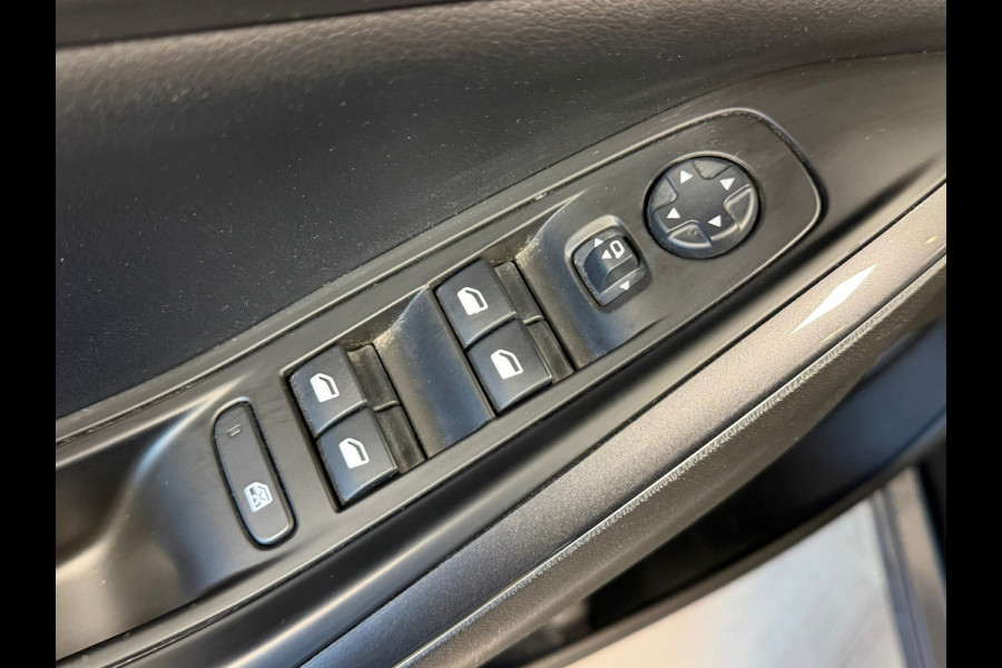 Opel Grandland X 1.6 Turbo Hybrid4 Ultimate AUT. KEYLESS-GO APPLE CARPLAY NAVIGATIE CRUISE PDC CAMERA STOELVERWARMING LANE-ASSIST