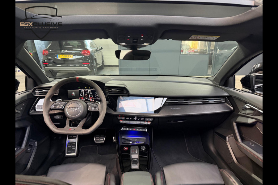 Audi RS3 Sportback 2.5 TFSI Quattro Pano/Carbon/Camera/Keyless