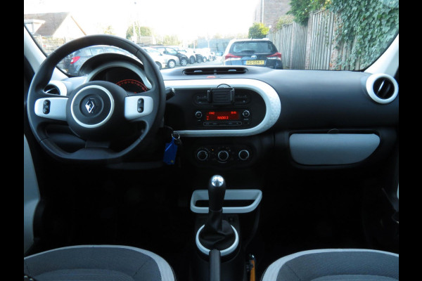 Renault Twingo 1.0 SCe Collection GERESERVEERD! | 1e EIGENAAR | PARKEERSENSORS | AIRCO | DEALER ONDERHOUDEN | NAP |