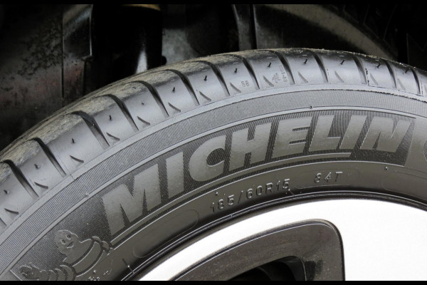 Renault Twingo 1.0 SCe Collection GERESERVEERD! | 1e EIGENAAR | PARKEERSENSORS | AIRCO | DEALER ONDERHOUDEN | NAP |