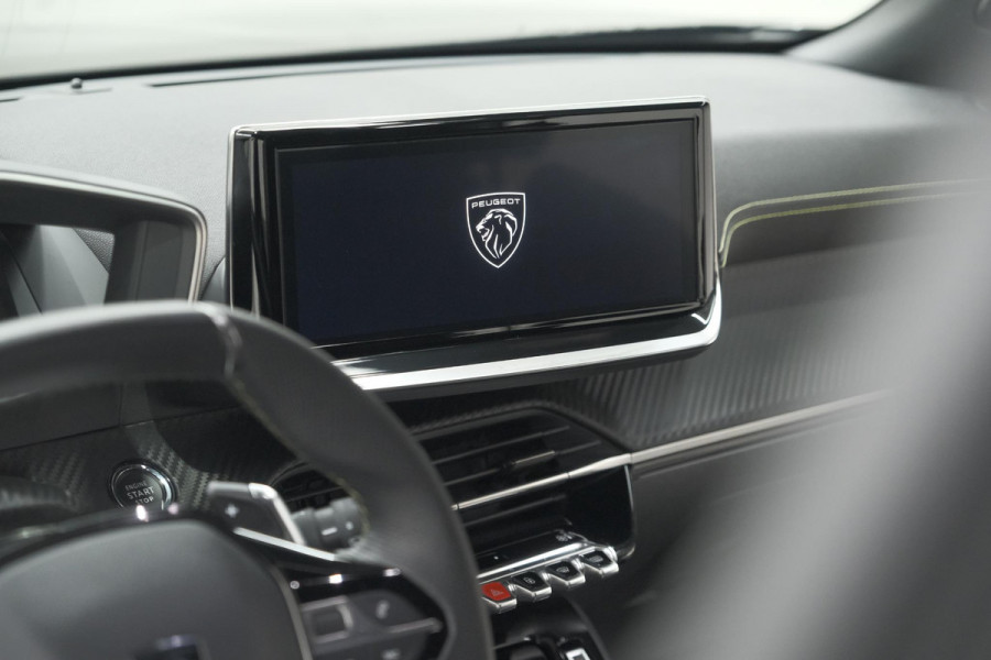 Peugeot 2008 PureTech 130 EAT8 GT | Camera | Parkeersensoren | Apple Carplay