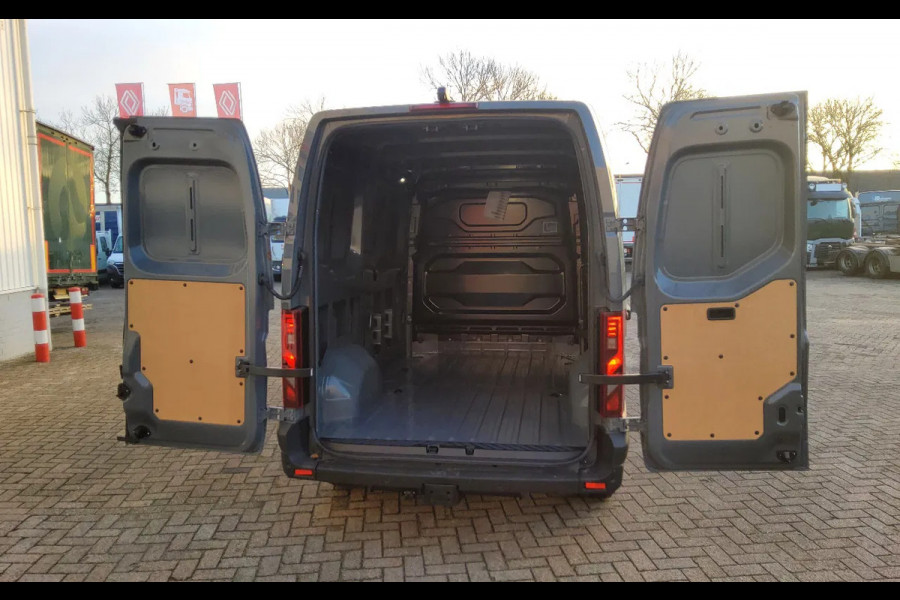 Renault Master 150.35 EURO 6 L2H2 GESLOTEN GRIJS URBAN - TREKHAAK - V-17-KHD - BPM VRIJ!