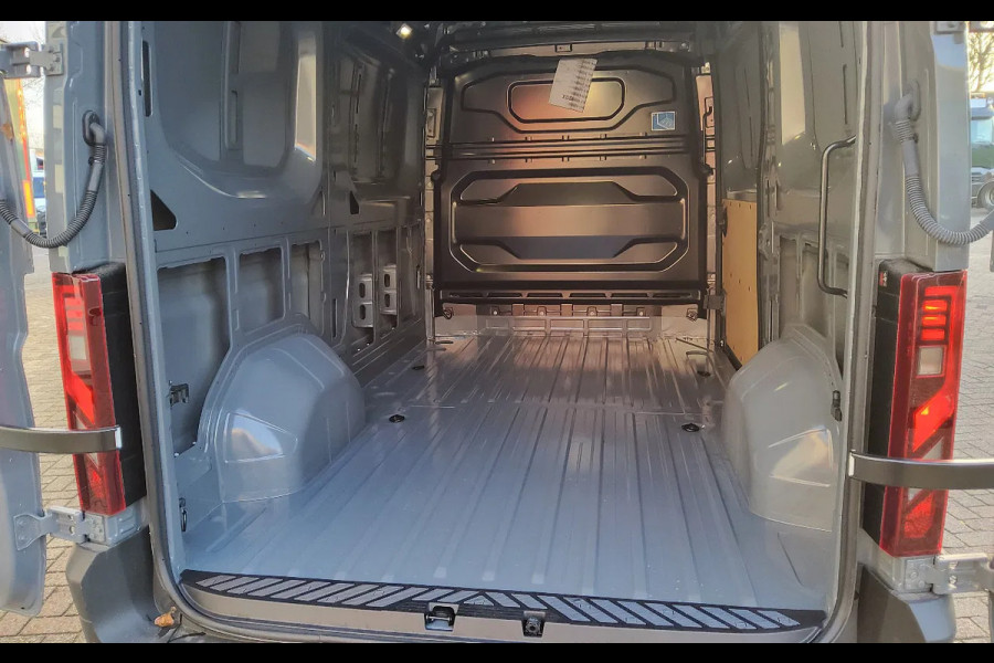 Renault Master 150.35 EURO 6 L2H2 GESLOTEN GRIJS URBAN - TREKHAAK - V-17-KHD - BPM VRIJ!