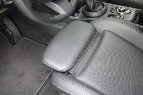 MINI Countryman 2.0 Cooper S E 220PK ALL4 CHILI | UNION JACK ACHTERLICHTEN | LEDEREN BEKLEDING | ELEKTRISCH BEDIENBARE VOORSTOELEN MET GEHEUGENFUNSCTIE OP DE BESTUURDERSSTOEL | STOEL/VOORRUIT VERWARMING | FULL LED KOPLAMPEN | DRAADLOZE APPLE CARPLAY/ANDROID AUTO | DRAADLOZE TELEFOONLADER | NAVIGATIE | EXTRA GETINTE ACHTERRUITEN | ZWART DAK | 18" LICHTMETALEN VELGEN BLACK 10 SPAAKS | ACHTERUITRIJ CAMERA | PARKEERSENSOREN VOOR EN ACHTER | CLIMATE CONTROL | KEYLESS ENTRY/START | HUD (HEAD UP DISPLAY) | ADAPTIVE CRUISE CONTROL | DAB+ RADIO | DONKERE HEMEL BEKLEDING |